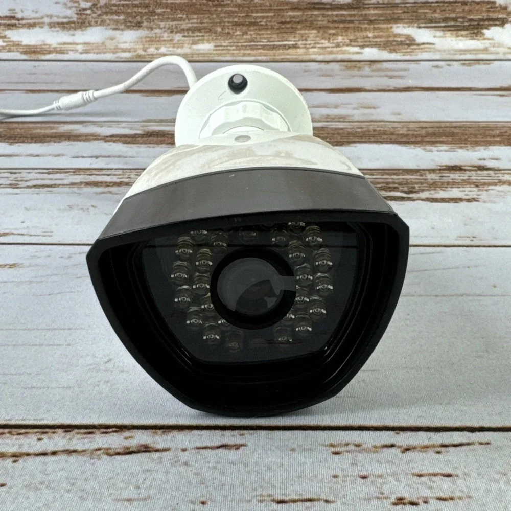 Samsung SDC-7340BCN Digital Colour CCTV Security Camera Night Vision